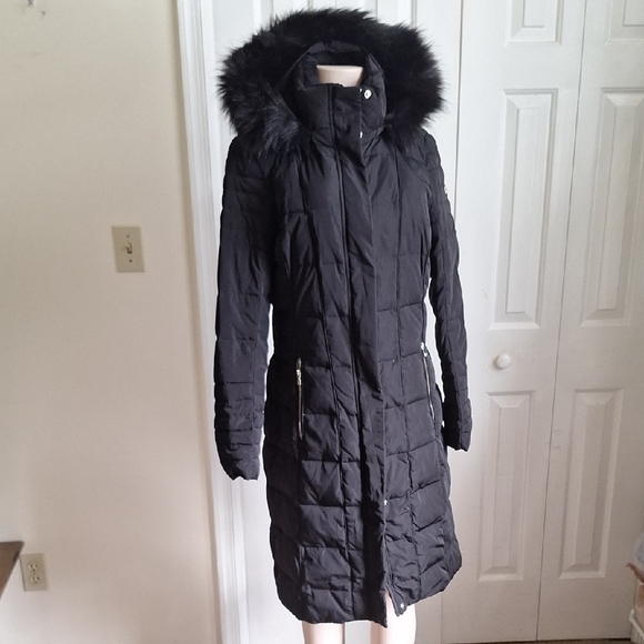 Calvin Klein Black Puffer Coat with Faux Fur Hood Size Medium - Picture 1 of 12
